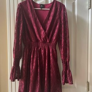 Disney Princess collection, size medium. short dress with lace long sleeves.